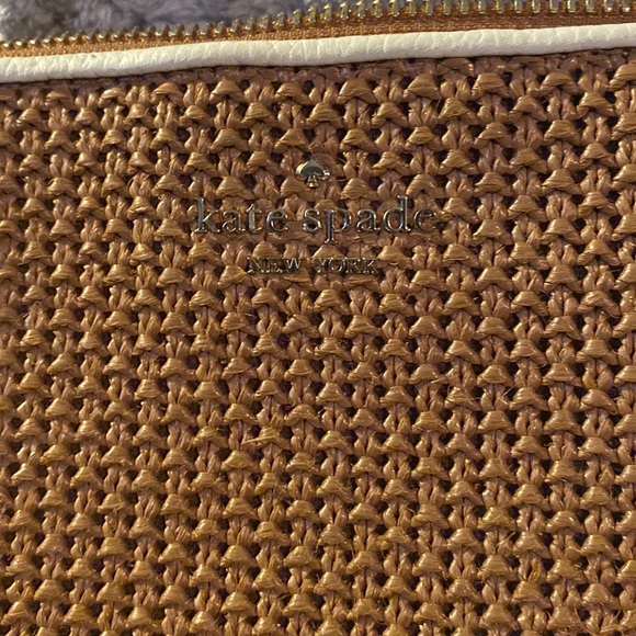 Kate  Spade Crossbody new $50 - Picture 1 of 7